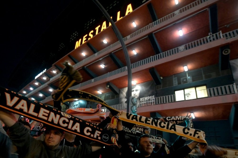 Tout le football à l'arrêt en Espagne, sauf les deux ligues professionnelles. AFP