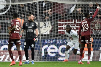 Alberth Elis (au centre) ouvre le score pour Bordeaux. AFP