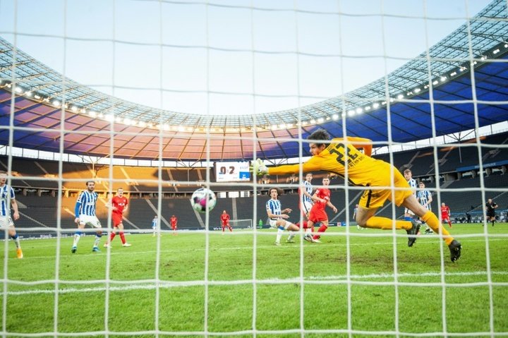 Leipzig gagne et revient à deux points du Bayern
