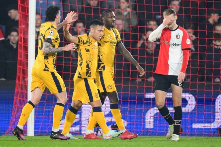 L'Inter de Thuram prend une option face au Feyenoord de Van Persie