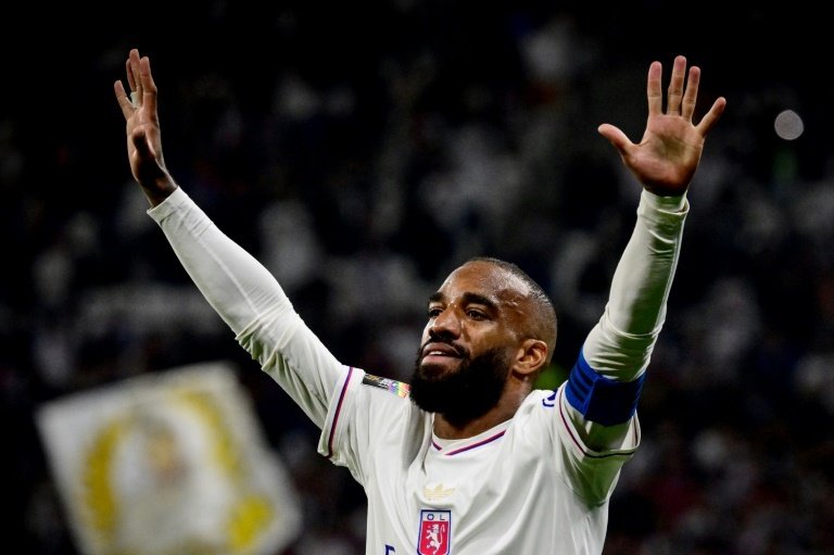 Alexandre Lacazette fait ses adieux à Lyon avec ses 200ème et 201ème buts avec l'OL