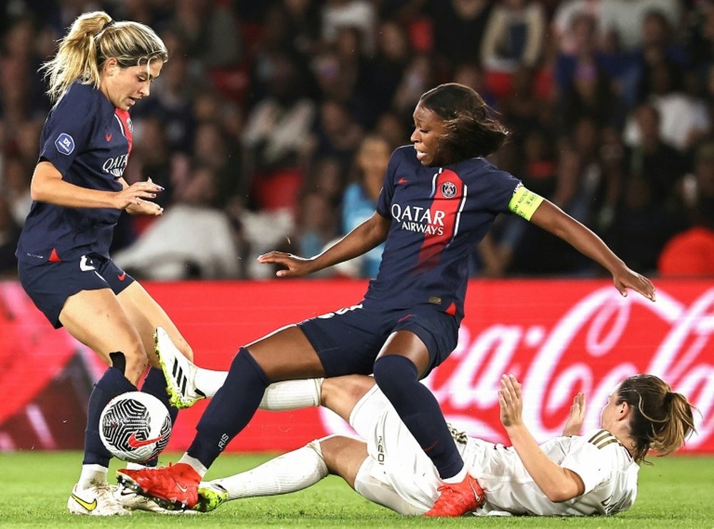 Le PSG doit éviter la désillusion, le Paris FC pour un exploit. AFP