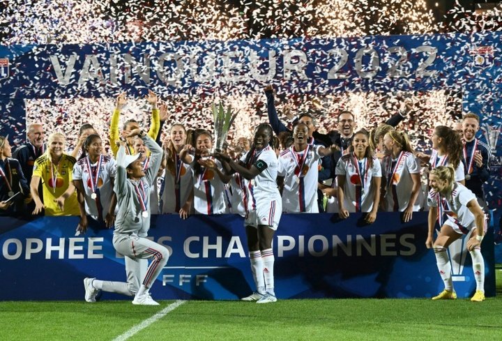 Lyon domine Paris et s’offre le Trophée des championnes
