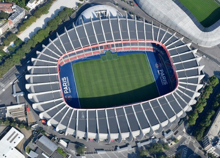 Le projet de stade du PSG suscite les convoitises. AFP