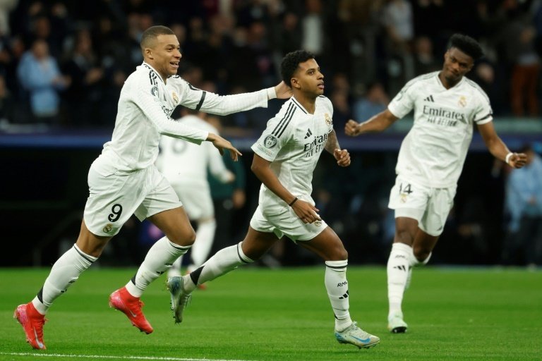 Le Real Madrid prend l'avantage sur l'Atlético de Madrid