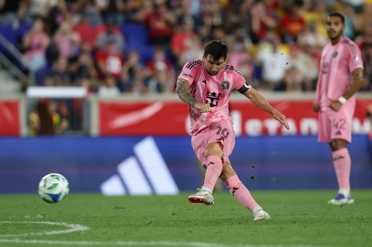 Lionel Messi a retrouvé son rythme de deux buts par match samedi lors de la victoire écrasante de l'Inter Miami sur la pelouse des New York Red Bulls (5-1) en MLS.