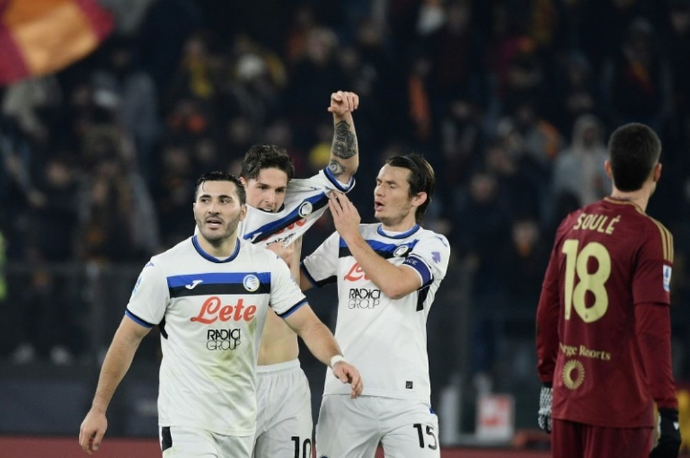 L'Atalanta, avec notamment un but de Nicolo Zaniolo a dominé l'AS Rome. AFP