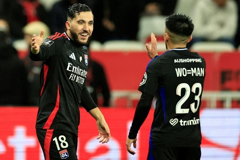 Lyon fait tomber Nice, Strasbourg se rapproche de l'Europe