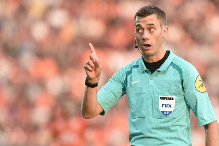 L'arbitre Clément Turpin lors d'un match de Ligue 1. AFP