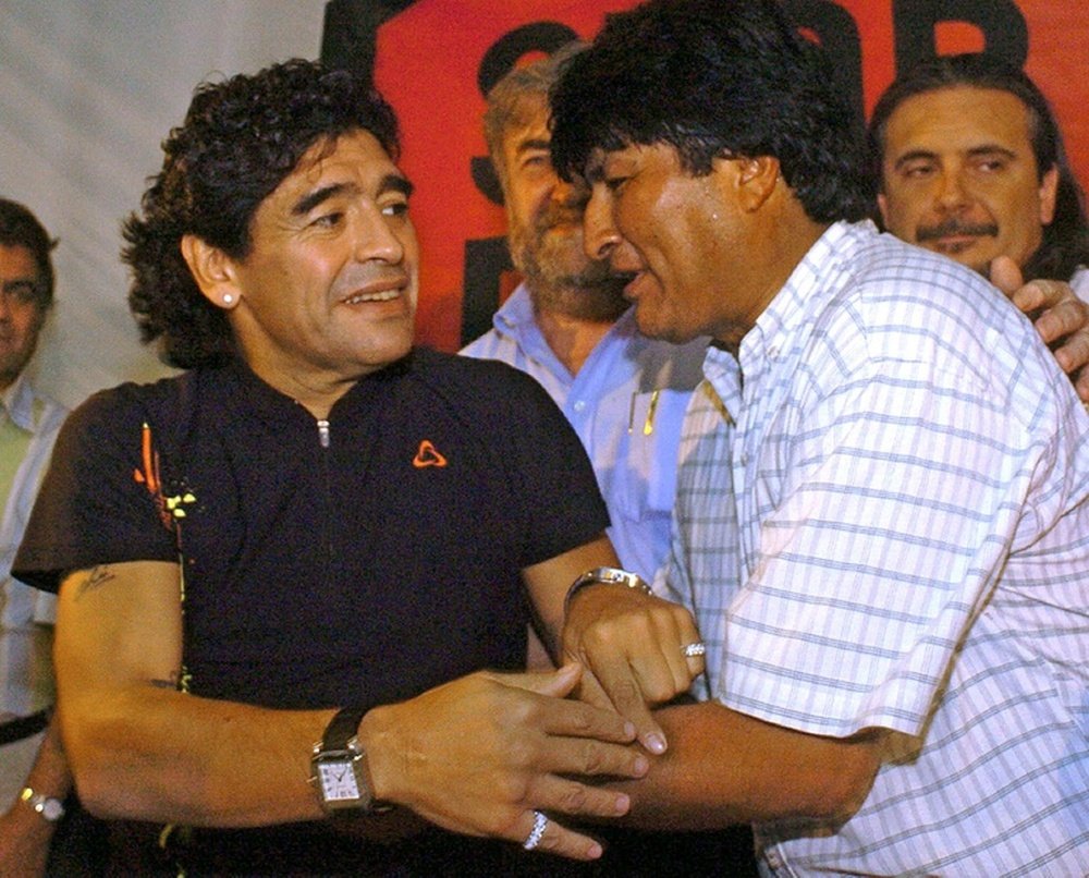 Maradona soutient Evo Morales. AFP