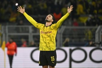 Grâce à un but rapide de sa recrue hivernale Jadon Sancho, insaisissable mercredi soir, le Borussia Dortmund s'est qualifié pour les quarts de finale de la Ligue des champions, aux dépens des Néerlandais du PSV Eindhoven.