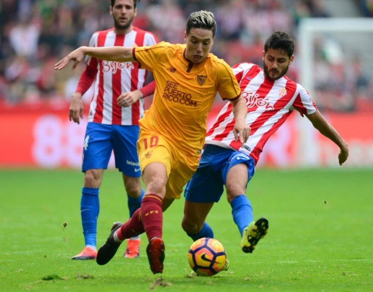 Séville : Nasri, touché à une cuisse, sort à la pause