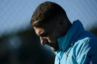 Le capitaine et buteur de la Lazio Rome Ciro Immobile a été bousculé et insulté vendredi par des supporters mécontents du club en crise, et a accusé la presse d'être responsable de cette agression.