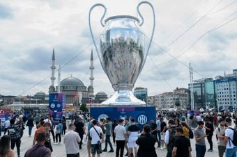 Manchester City-Inter Milan, finale inédite entre deux mondes .afp