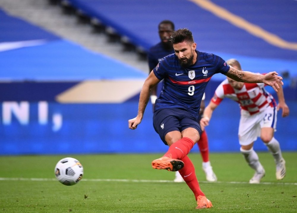 Giroud se rapproche de Platini, Griezmann égale Zidane. afp