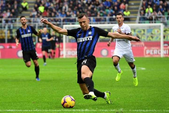 L'Inter corrige Genoa et répond à Naples