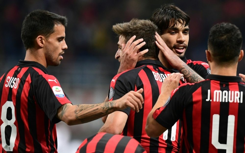 La joie des joueurs de l'AC Milan célébrant le 2e but contre Bologne. AFP