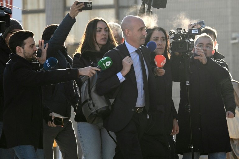 L'avocate de Luis Rubiales demande la relaxe
