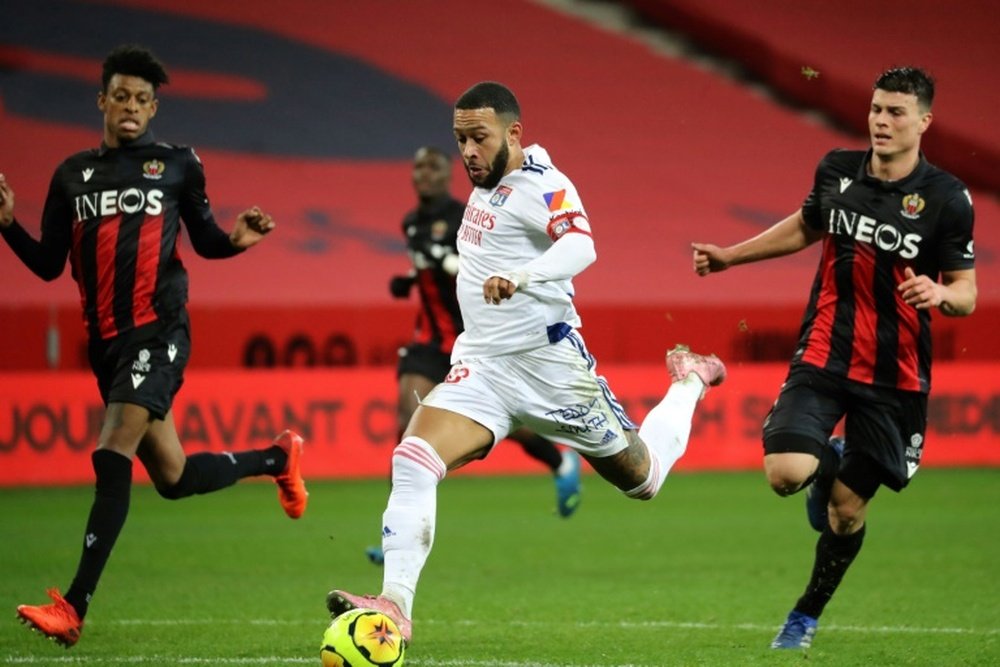 Lyon s'impose à Nice en patron et en leader. AFP