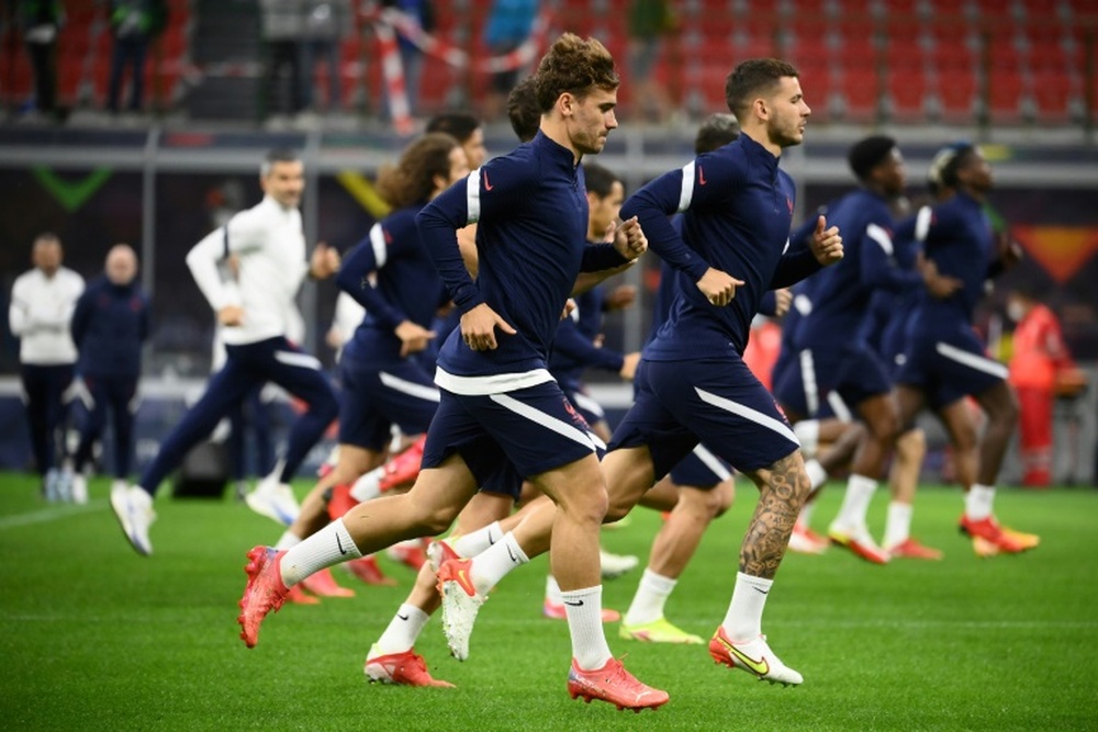 Les Bleus à portée de titre, la jeune Espagne aussi. AFP