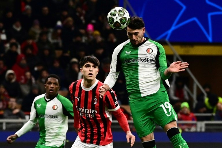 Feyernoord fait chuter l'AC Milan à domicile en Ligue des Champions