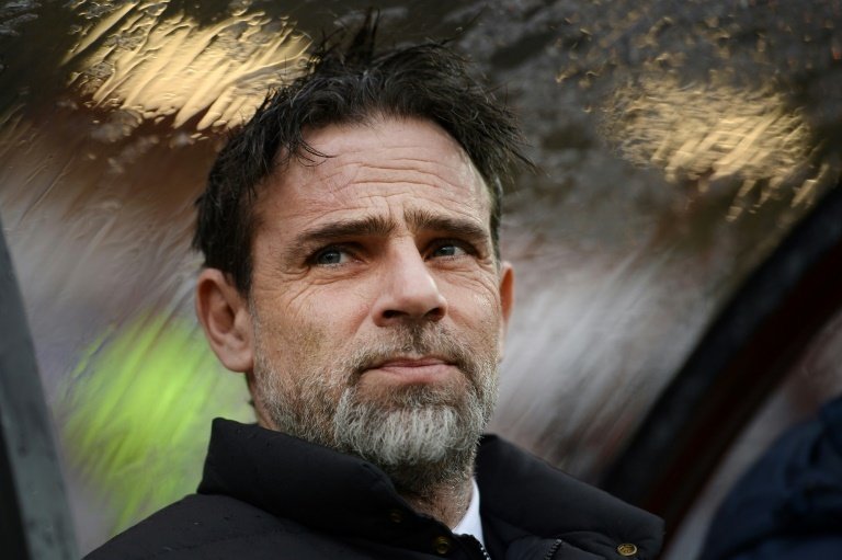 Ligue 2 : le Laval de Simone s'offre Reims, qui rate la tête