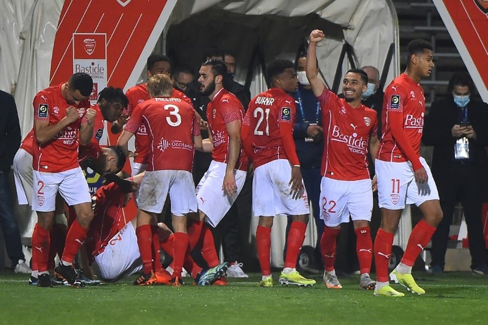 Nîmes bat Lorient et se relance 