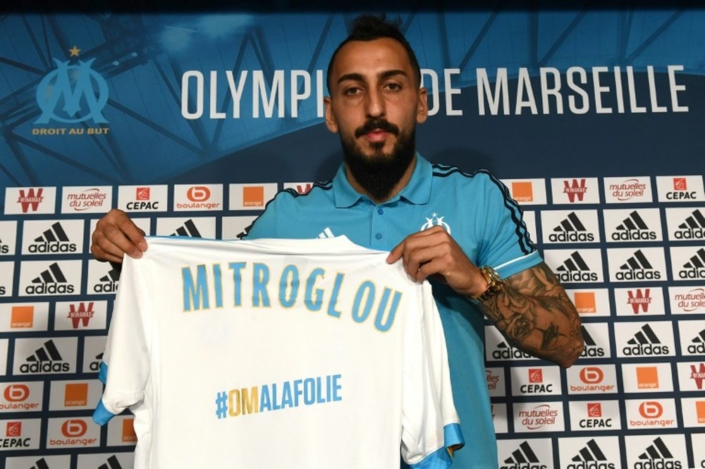 Mitroglou lors de sa présentation à Marseille. AFP