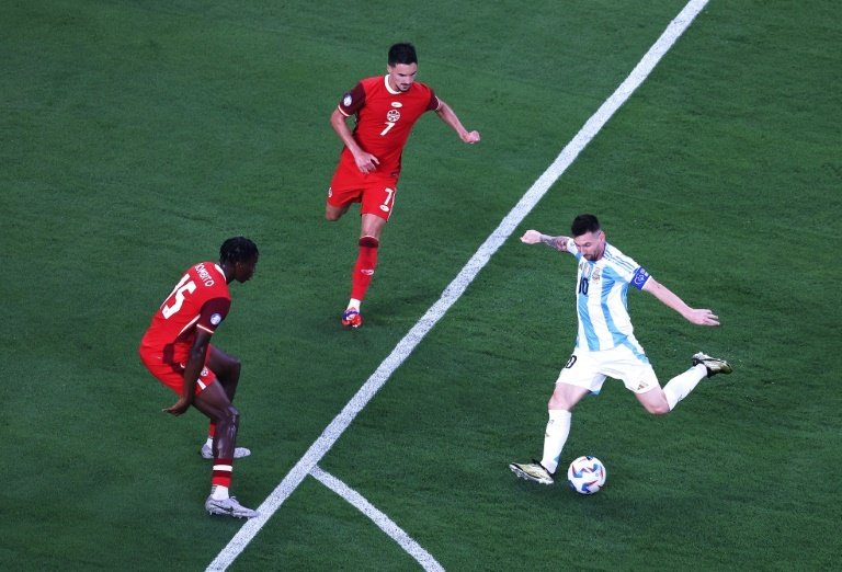 Messi, buteur, emmène l'Argentine en finale