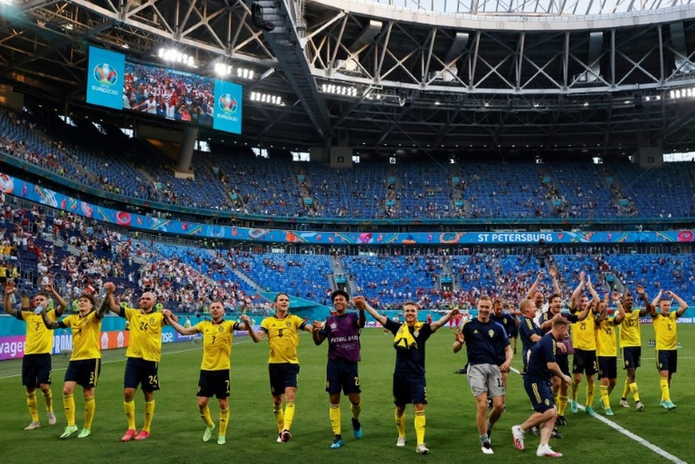 La Suède termine en tête, la Pologne éliminée. AFP