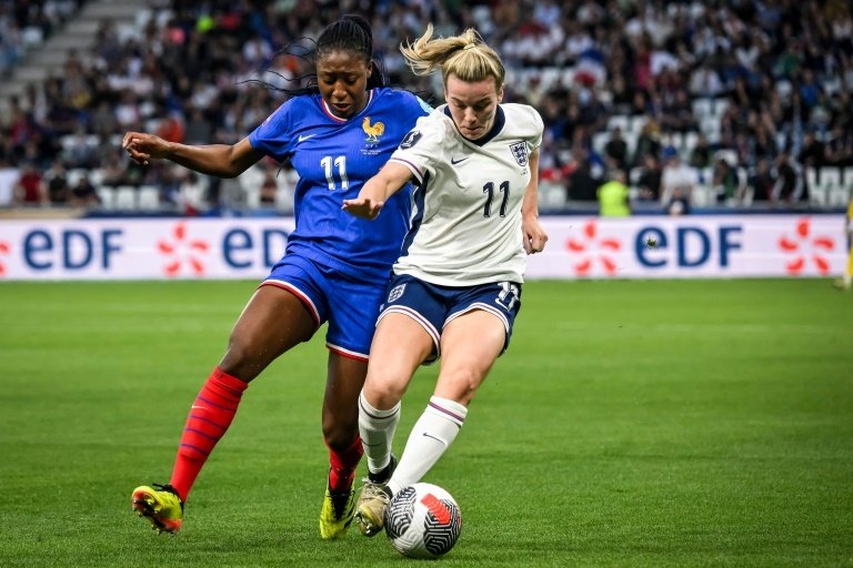 Après sa victoire vendredi à Newcastle, l'équipe de France féminine a cette fois été stoppée mardi à Saint-Etienne par l'Angleterre (2-1), championne d'Europe en titre, en qualifications pour l'Euro-2025.