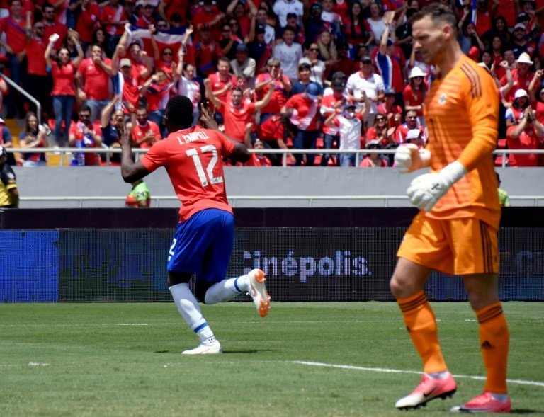 Le Costa Rica bat l'Irlande du Nord 3-0