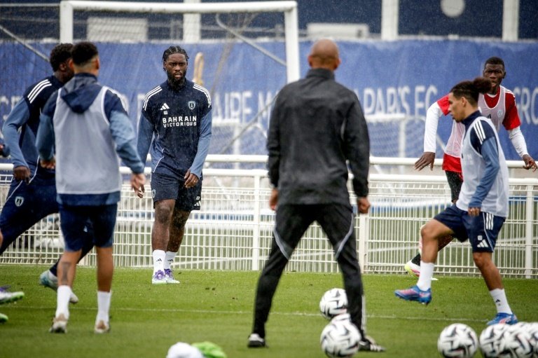 Le Paris FC reprend l'entraînement collectif presque au complet