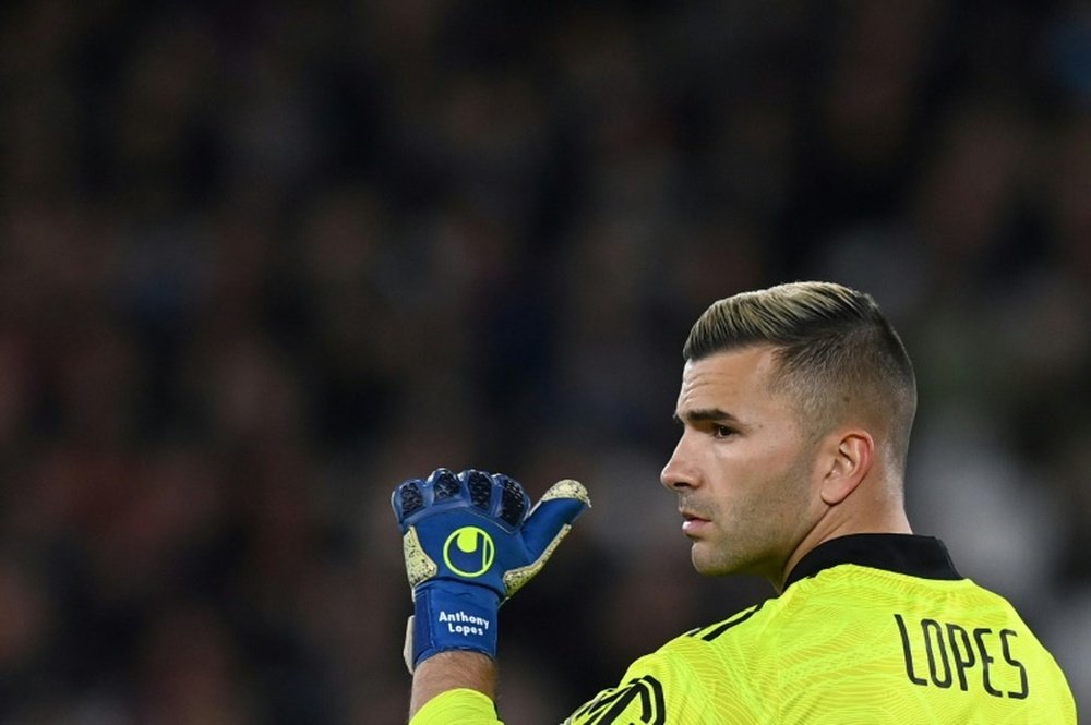 Lopes suspendu trois matches ferme (LFP). AFP