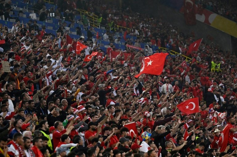 La Turquie terrasse la Géorgie et sa malédiction du premier match