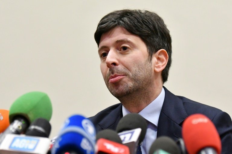 Italie: le gouvernement adoucit les mesures de quarantaine avant le retour de la Serie A