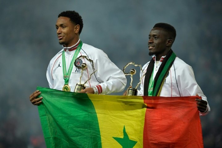 Gueye et Diallo honorés par le PSG après leur sacre à la CAN
