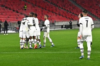 Facile vainqueur du Maccabi Haïfa (3-0), à Budapest, jeudi, Rennes est assuré de poursuivre sa campagne européenne en Ligue Europa à la fin de l'hiver prochain.