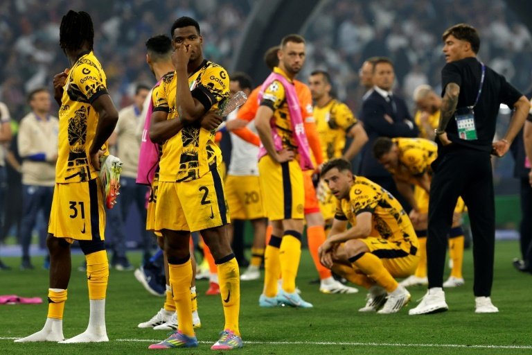 Les joueurs de lInter Milan après leur défaite en finale de la Ligue des champions. AFP