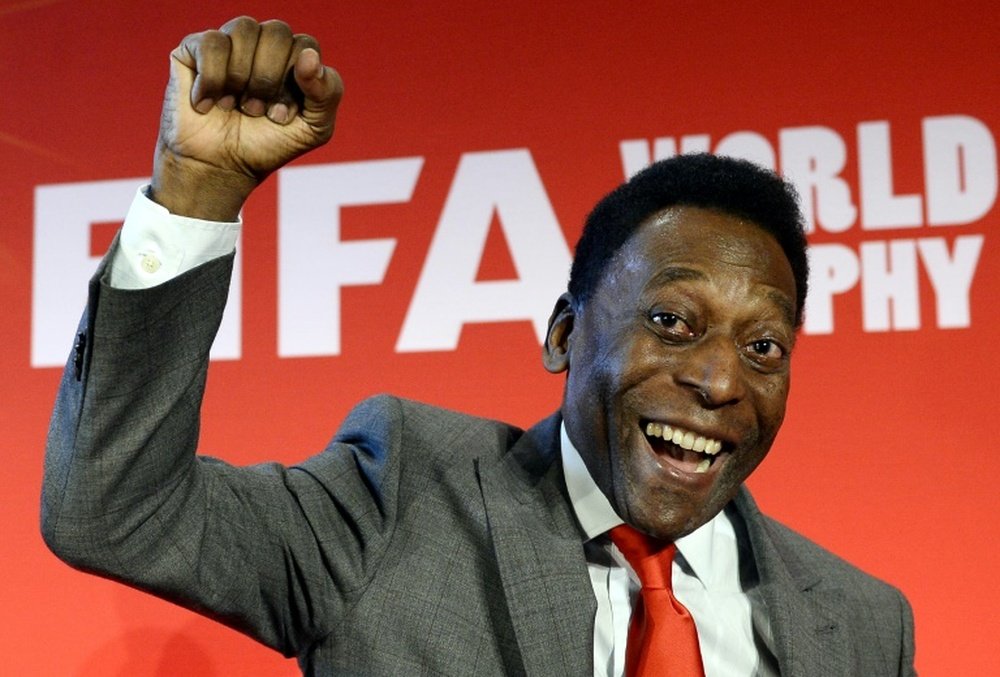 Pelé fête ses 81 ans avant l'hommage de Santos. AFP