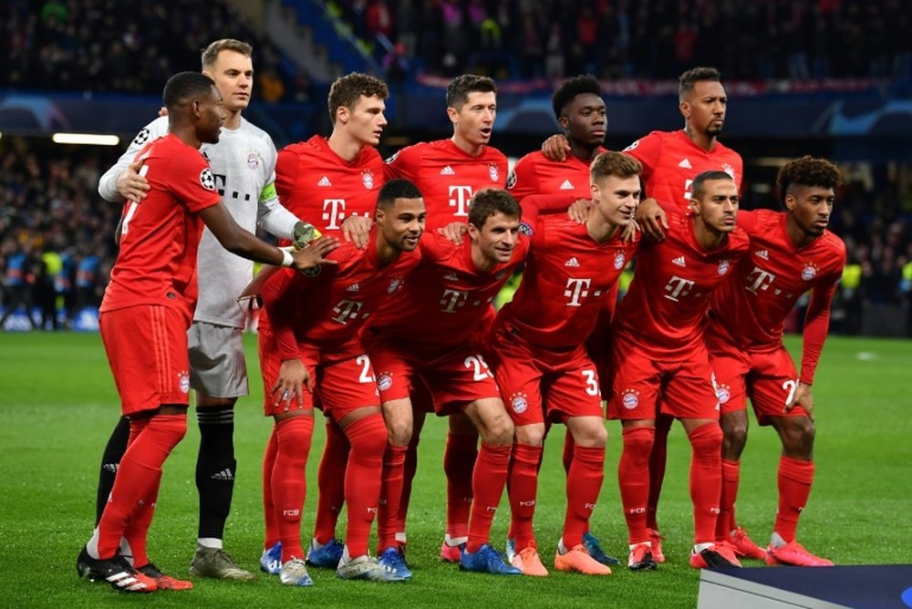 Les stars du Bayern reprennent, le foot retrouve du clinquant. AFP