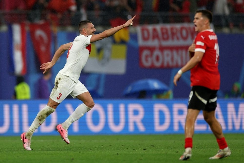 La Turquie surprend l'Autriche grâce au doublé du défenseur Demiral. AFP