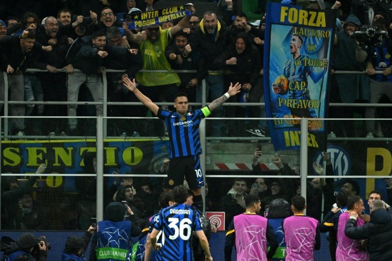 L'Inter Milan, vainqueur 2 à 1 à l'aller, a tremblé face au Bayern Munich mercredi avant de rallier, grâce à un nul (2-2), les demi-finales de la Ligue des champions où il affrontera le FC Barcelone.
