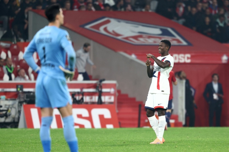 Nuno Mendes, latéral ou ailier, tout aussi brillant