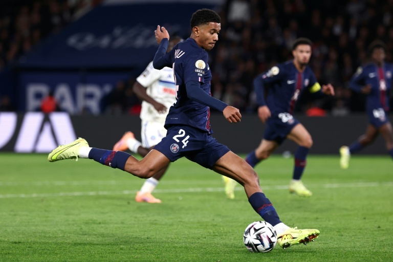 Le PSG surpris mais rescapé contre un excellent Strasbourg