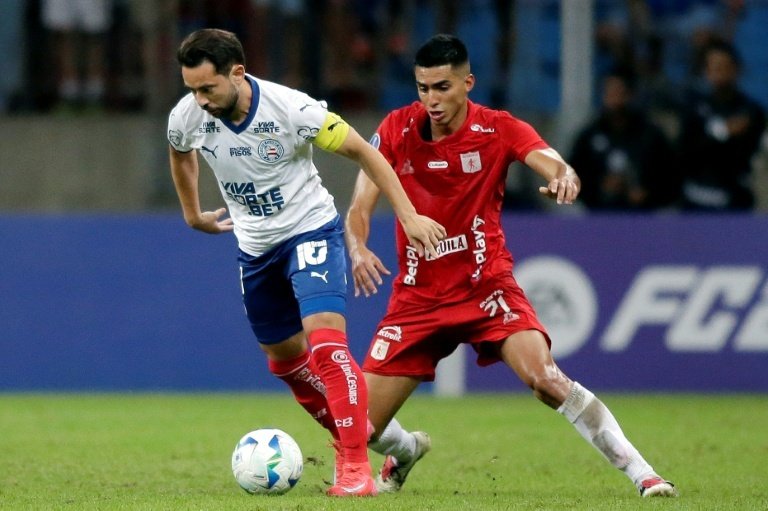 L'international brésilien Everton Ribeiro, milieu de terrain de Bahia, a annoncé mardi sur les réseaux sociaux être atteint d'un cancer de la thyroïde, suscitant une vague de messages de soutien.