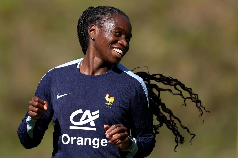 Interview de Griedge Mbock par  Alice LEFEBVRE. AFP