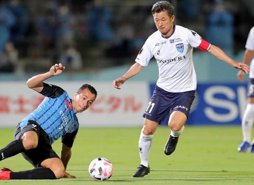 Miura, le vétéran du football, trouve un nouveau club à 54 ans. AFP
