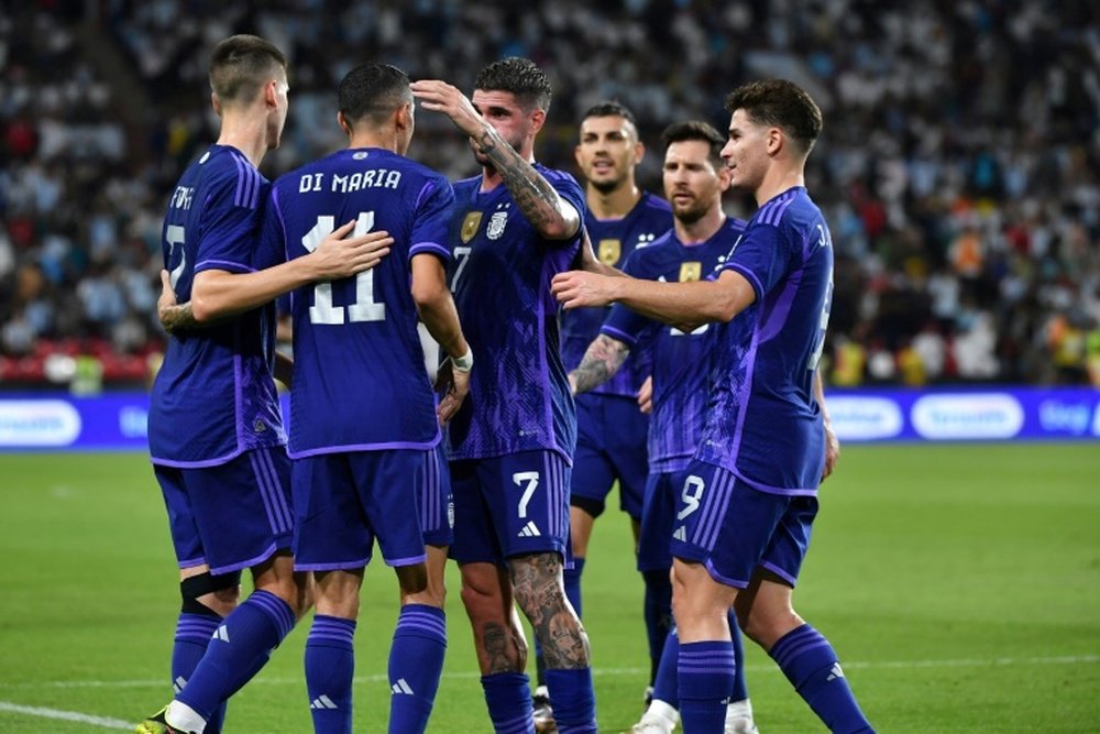 L'Argentine en balade face aux Emirats avant ses débuts au Qatar. afp