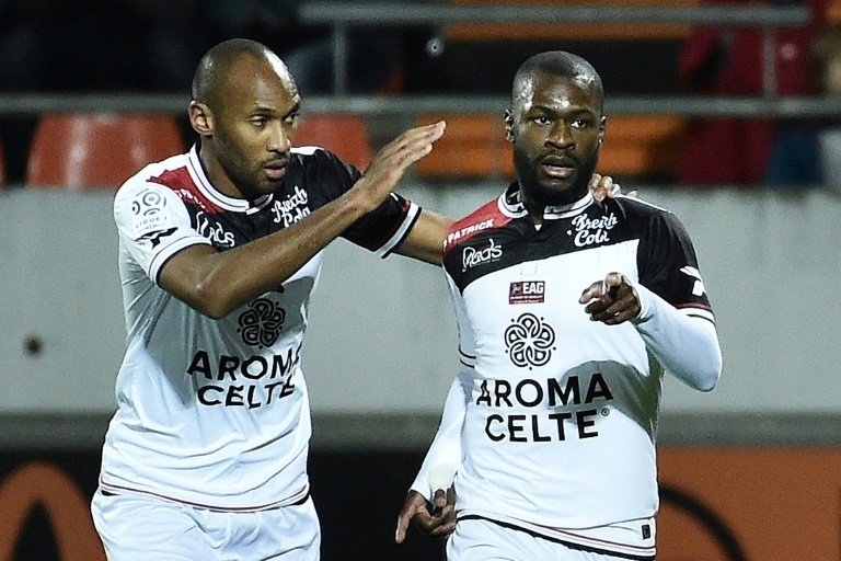 Transfert échoué, Yannis Salibur reste à Guingamp